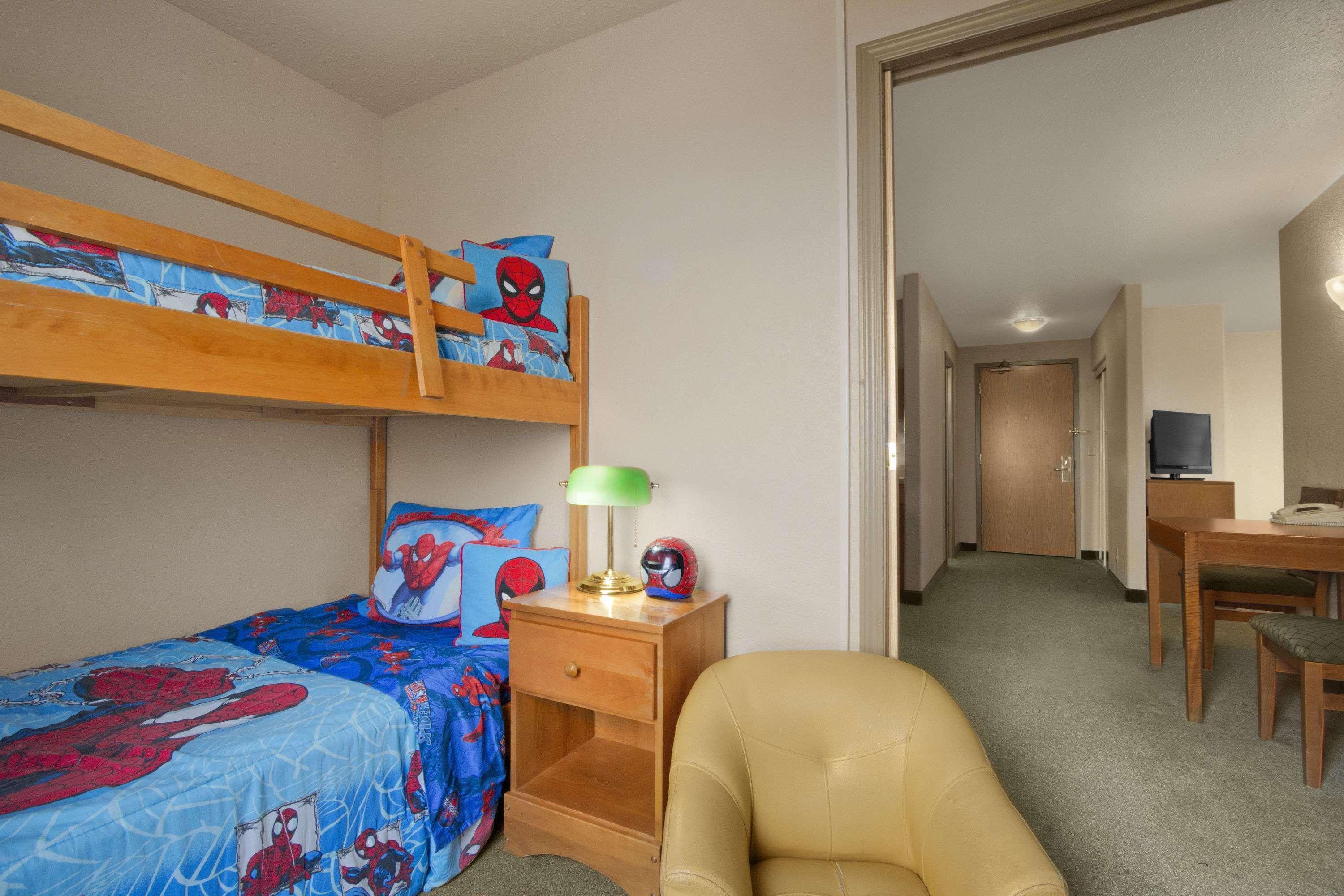 Days Inn By Wyndham Red Deer Exterior foto